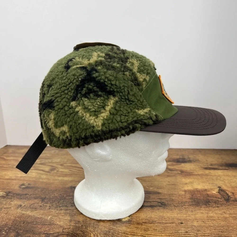 Mad Engine Smokey The Bear Fuzzy Fleece Strapback Hat NWD Green Aztec - Picture 2 of 9